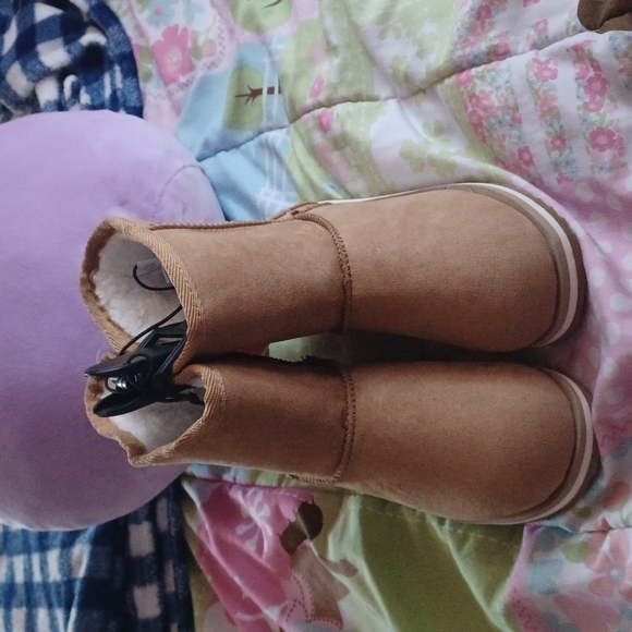 Girl's  boots - Picture 1 of 2